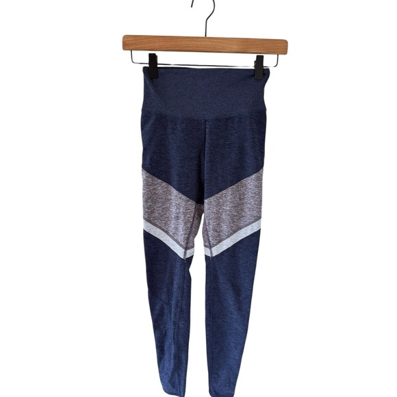 Alo Yoga  7/8 High-Waist Alosoft Sheila Legging - Picture 4 of 6